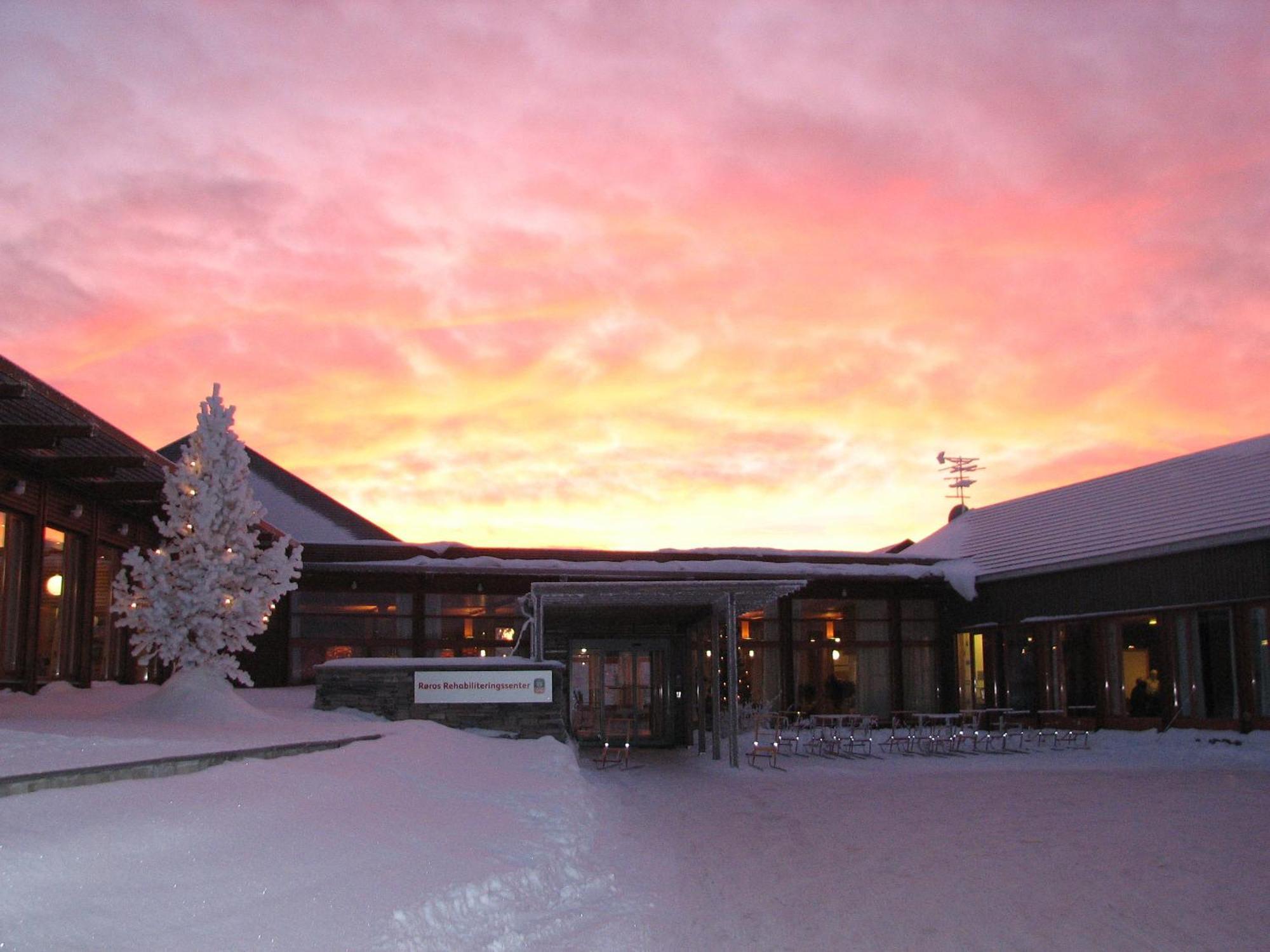 Unicare Roros Hotel Exterior photo
